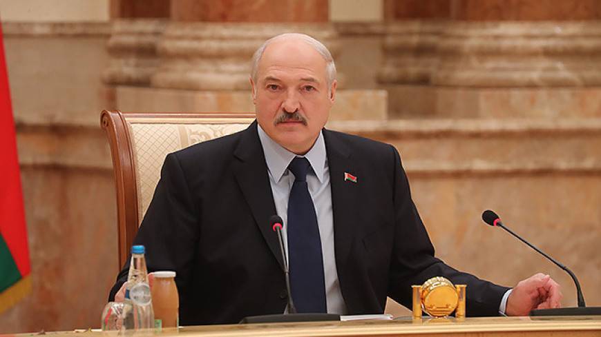 Лукашенко: Беларусь не будет дружить с кем-либо против Армении