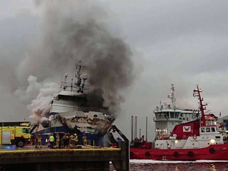 Моряки горевшего в Норвегии траулера вернутся в Россию 2 октября
