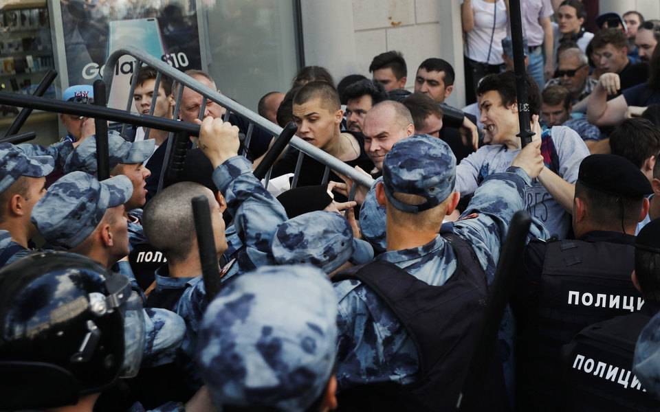 Московская полиция подала иск к организаторам акций протеста в Москвее