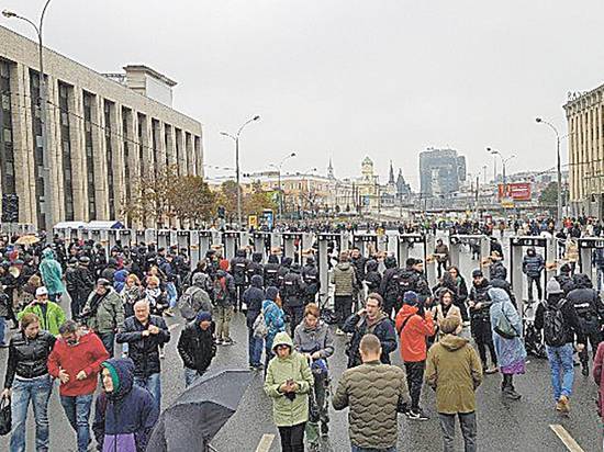 Митинг за свободу фигурантов «московского дела» завершился без задержаний