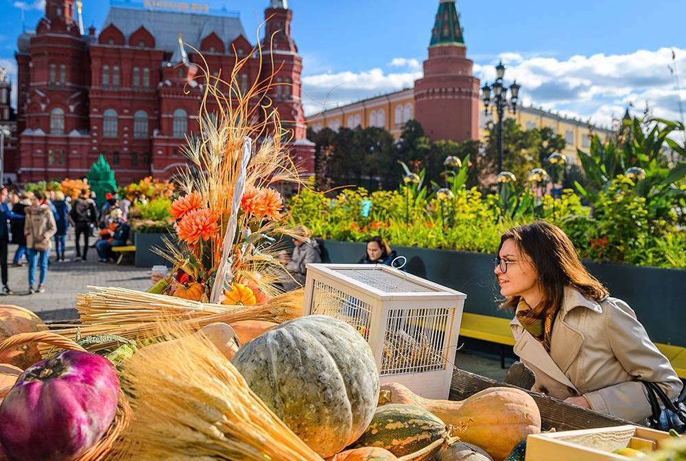 Собянин пригласил москвичей на фестиваль "Золотая осень"