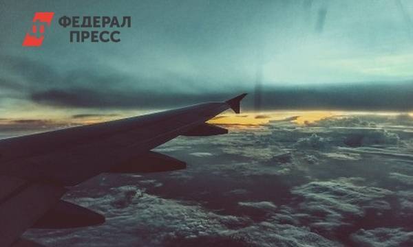Самолет следующий рейсом Новосибирск - Нерюнгри совершил вынужденную посадку в Иркутске