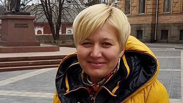 "Антиукраинская гнида": Ницой онемела от русской речи в такси
