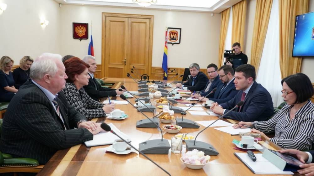 Губернатора Калининградской области не устраивают реальные доходы населения