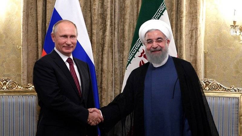 Путин предложил Роухани обсудить двусторонние отношения