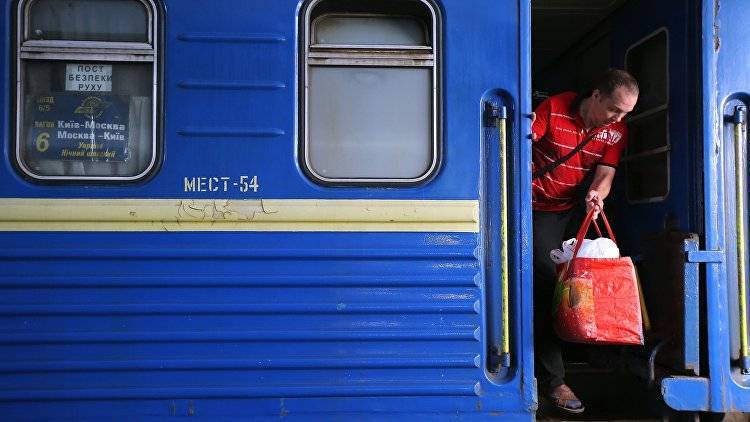 На Украине заявили, что железнодорожная инфраструктура практически уничтожена