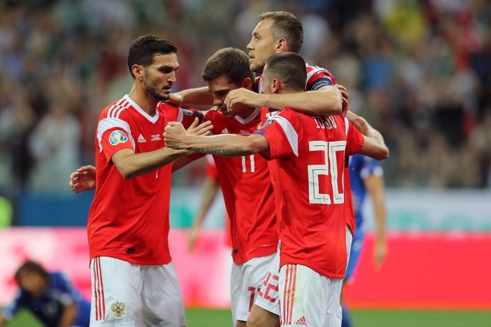 Игрок сборной Шотландии назвал россиян фаворитами в предстоящем матче отбора Евро-2020