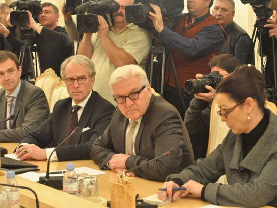Споры на Украине по «формуле» в отношении Донбасса удивили Штайнмайера