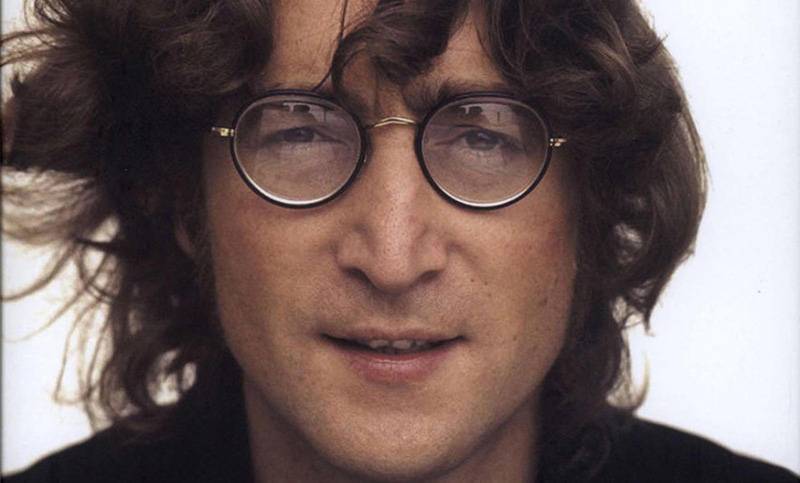 Календарь: 9 октября - День Джона Леннона
