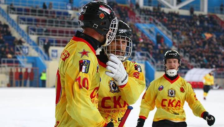 Хоккей с мячом. Три российских клуба с побед стартовали в розыгрыше Кубка мира