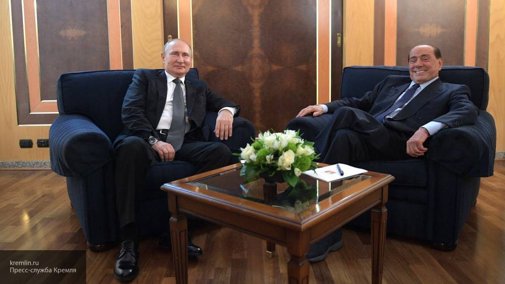 Путин и Берлускони провели переговоры в Сочи