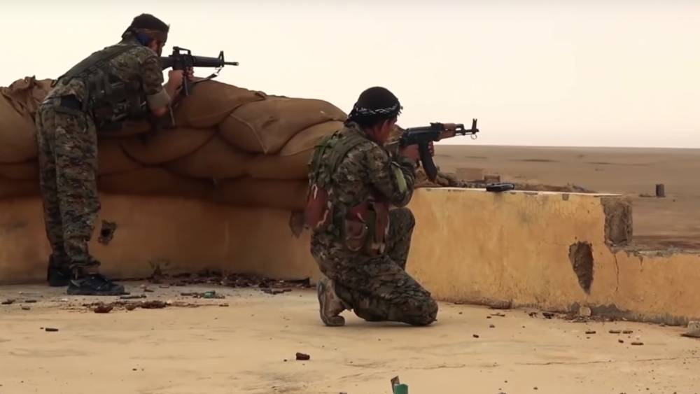 Наступление Турции на севере Сирии подогревает боевые действия между курдами и арабами