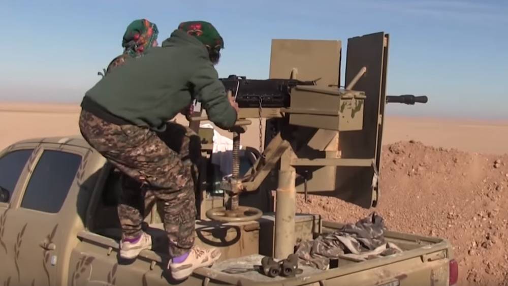 SDF подожгли несколько нефтяных месторождений в сирийской провинции Хасака