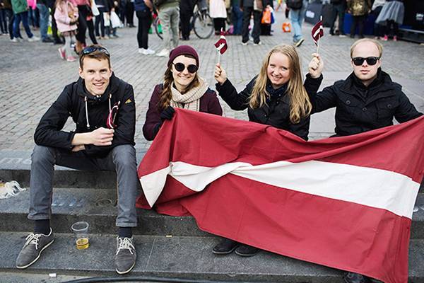 Статистика: за 10 лет в Латвии стало почти вдвое меньше молодёжи