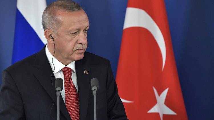 Эрдоган пригрозил Евросоюзу за критику турецкой операции в Сирии
