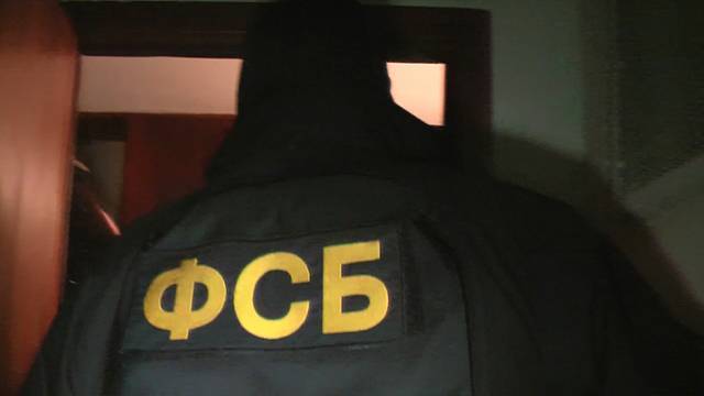 Экстремист, планировавший взрыв в здании, задержан в Крыму