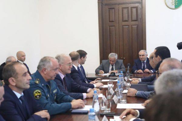 Кабинет министров Абхазии ушел в отставку