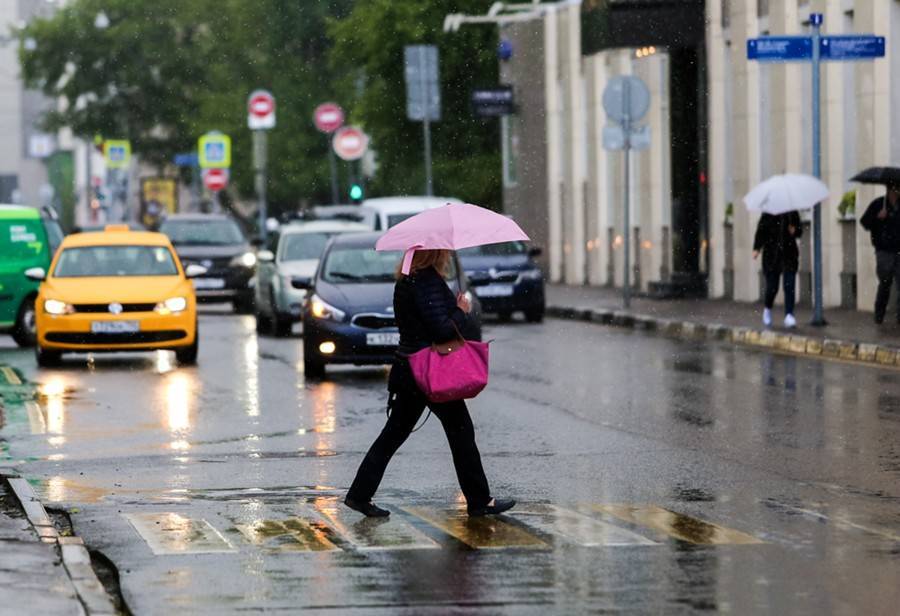 Дождь и ветер ожидаются в Москве в среду