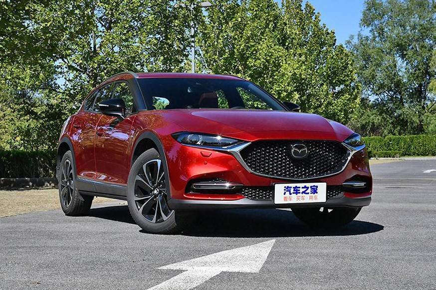 Mazda обновила CX-4: фирменная решётка радиатора и новая мультимедийная система