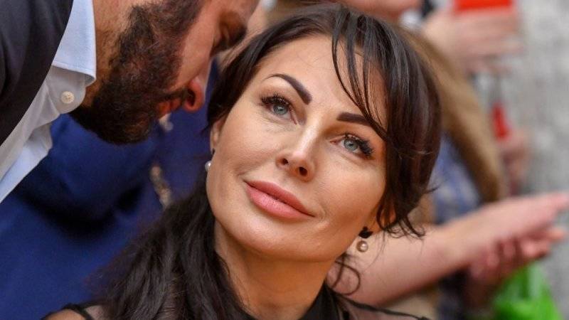 Школу актерского мастерства Бочкаревой закрыли после скандала с наркотиками