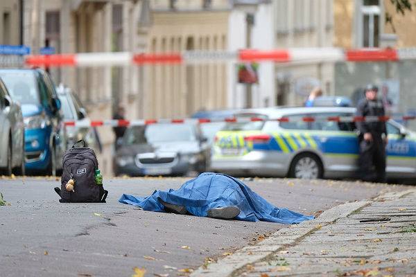 В Германии двух человек расстреляли у синагоги в иудейский праздник