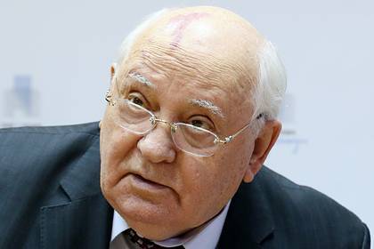 Горбачева и Лужкова признали самыми упоминаемыми политиками прошлого