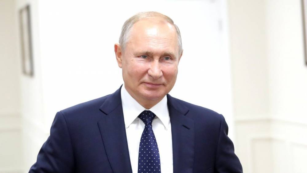 Путин поздравил российских гимнастов с победой на чемпионате мира