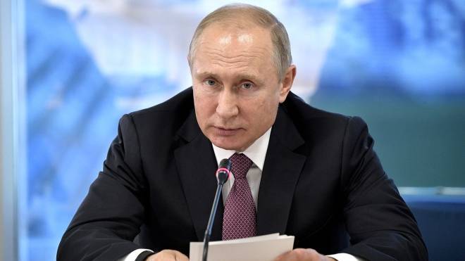 Россия начнет работать над созданием ракет средней дальности — Путин