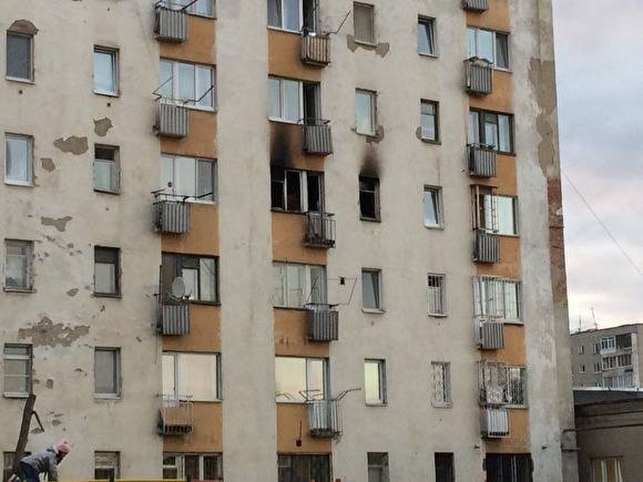 В Екатеринбурге при пожаре в многоквартирном доме погиб ребенок. Организована проверка