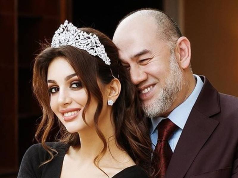 Юристы экс-короля Малайзии назвали фальшивыми обвинения Мисс Москвы