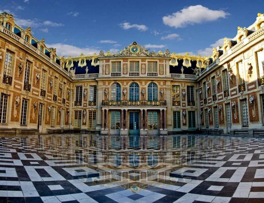 Google создал виртуальный тур по Версальскому дворцу (Видео)
