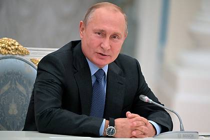 Путин пожаловался на «пощипывания» из-за слов о либерализме