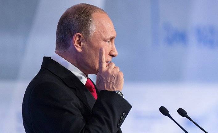 Časopis argument (Чехия): как Путин ответил на «новую» политику Макрона в отношении России