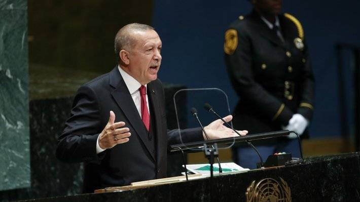 Германия рассчитывает, что Турция не станет открывать границы для беженцев