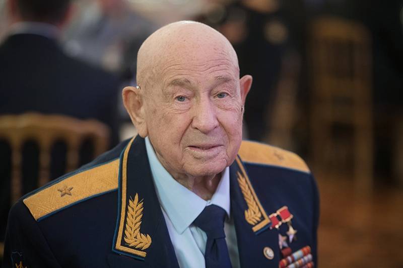 Легендарный космонавт Алексей Леонов скончался на 86-м году жизни