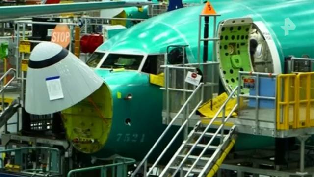У десятков самолетов Boeing нашли опасные трещины