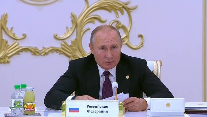 Путин рассказал о гонке вооружений, торговых войнах и "пощипывании"
