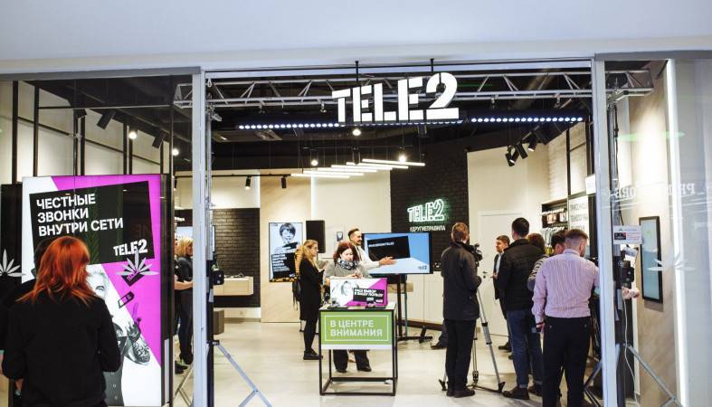 В Петрозаводске «распаковали» первый цифровой салон Tele2
