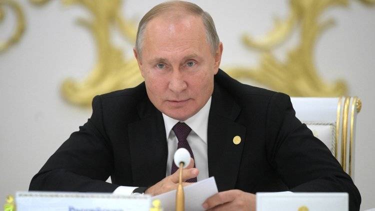 Путин заявил, что Зеленский не может обеспечить развод сил в Донбассе