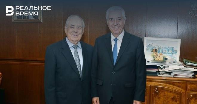 Шаймиев встретился с новым генеральным консулом Турции в Казани Исметом Эриканом