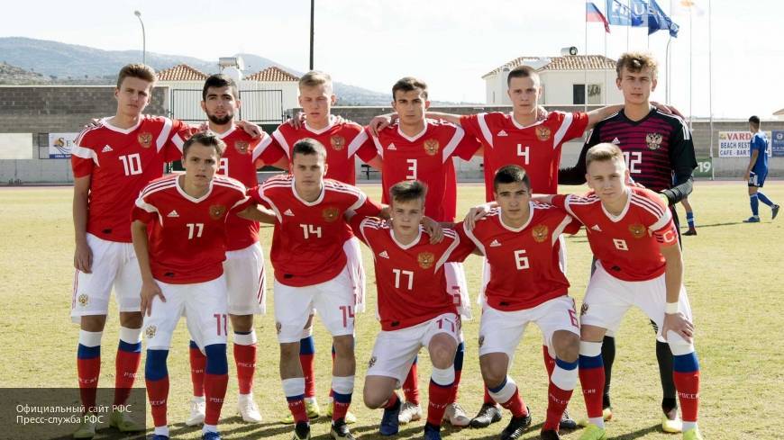 Молодежная сборная России на последних минутах ушла от поражения в матче с Польшей