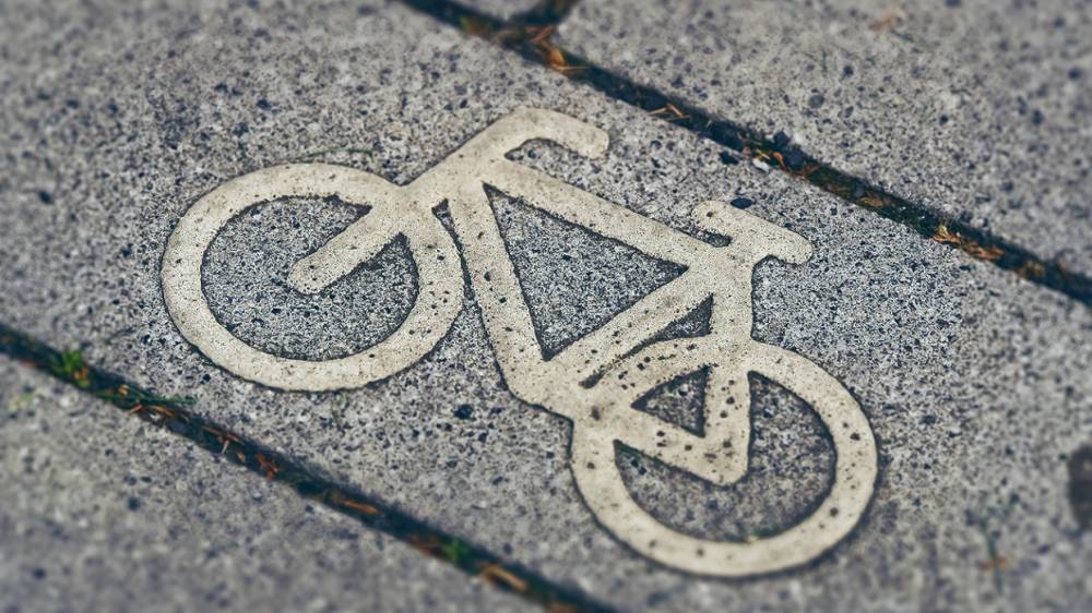 В Пскове на улице Поземского создадут велодорожки