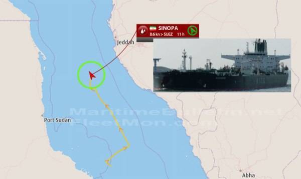 СМИ: Иранский нефтетанкер подвергся в Красном море ракетной атаке
