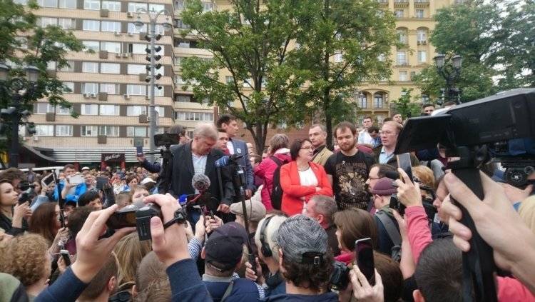 Новое расследование НТВ расскажет, кто и зачем устроил беспорядки в Москве