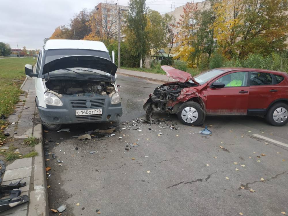 ДТП с Nissan Qashqai и ГАЗелью в Шушарах закончилось смертью водителя Nissan