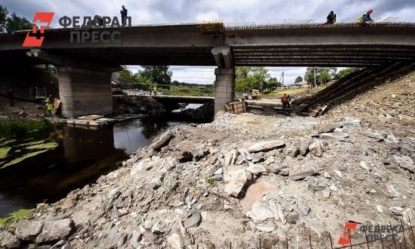 Старый мост через реку Обь закроют в Барнауле на два года
