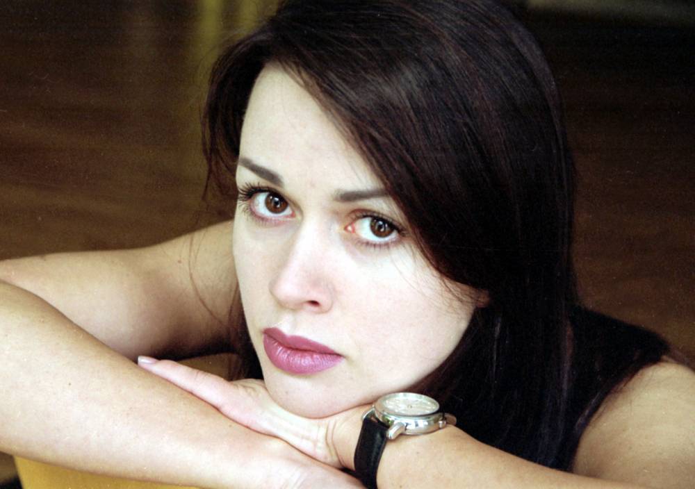 Семья Заворотнюк опровергла слухи о предкоматозном состоянии актрисы