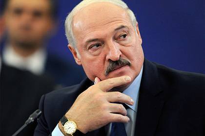Лукашенко призвал поддержать новую украинскую власть