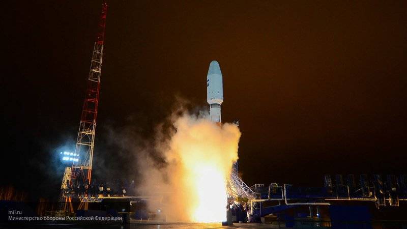 Первый пуск ракеты "Союз-2" с экипажем МКС перенесут на три недели