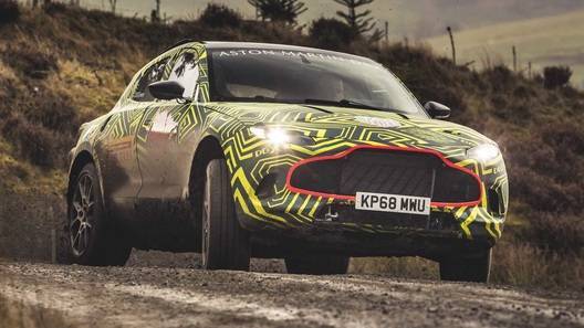 Кроссовер Aston Martin DBX уже можно заказать в России